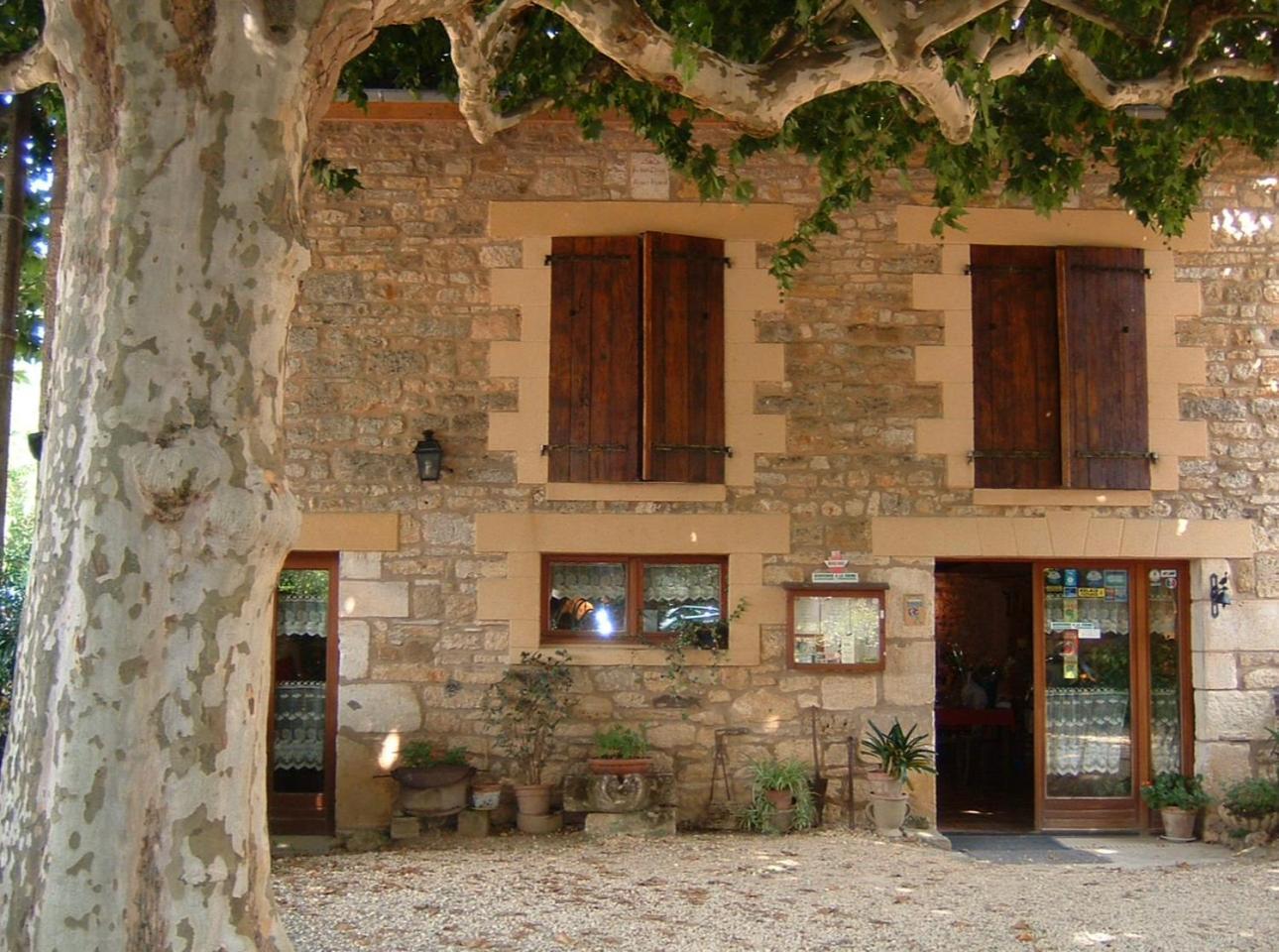 萨拉费曼德马拉瓦尔住宿加早餐旅馆 Cénac-et-Saint-Julien 外观 照片