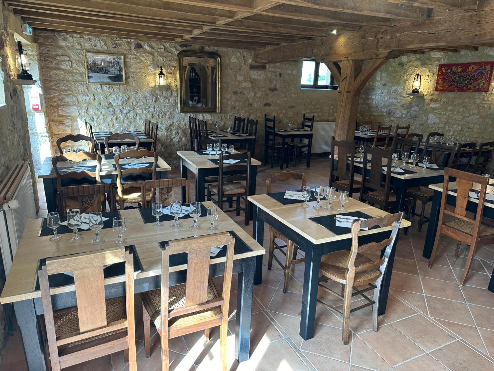 萨拉费曼德马拉瓦尔住宿加早餐旅馆 Cénac-et-Saint-Julien 外观 照片